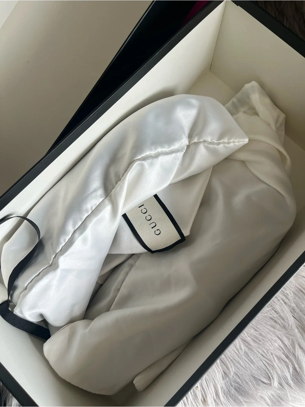 Gucci White Satin Dust Bag